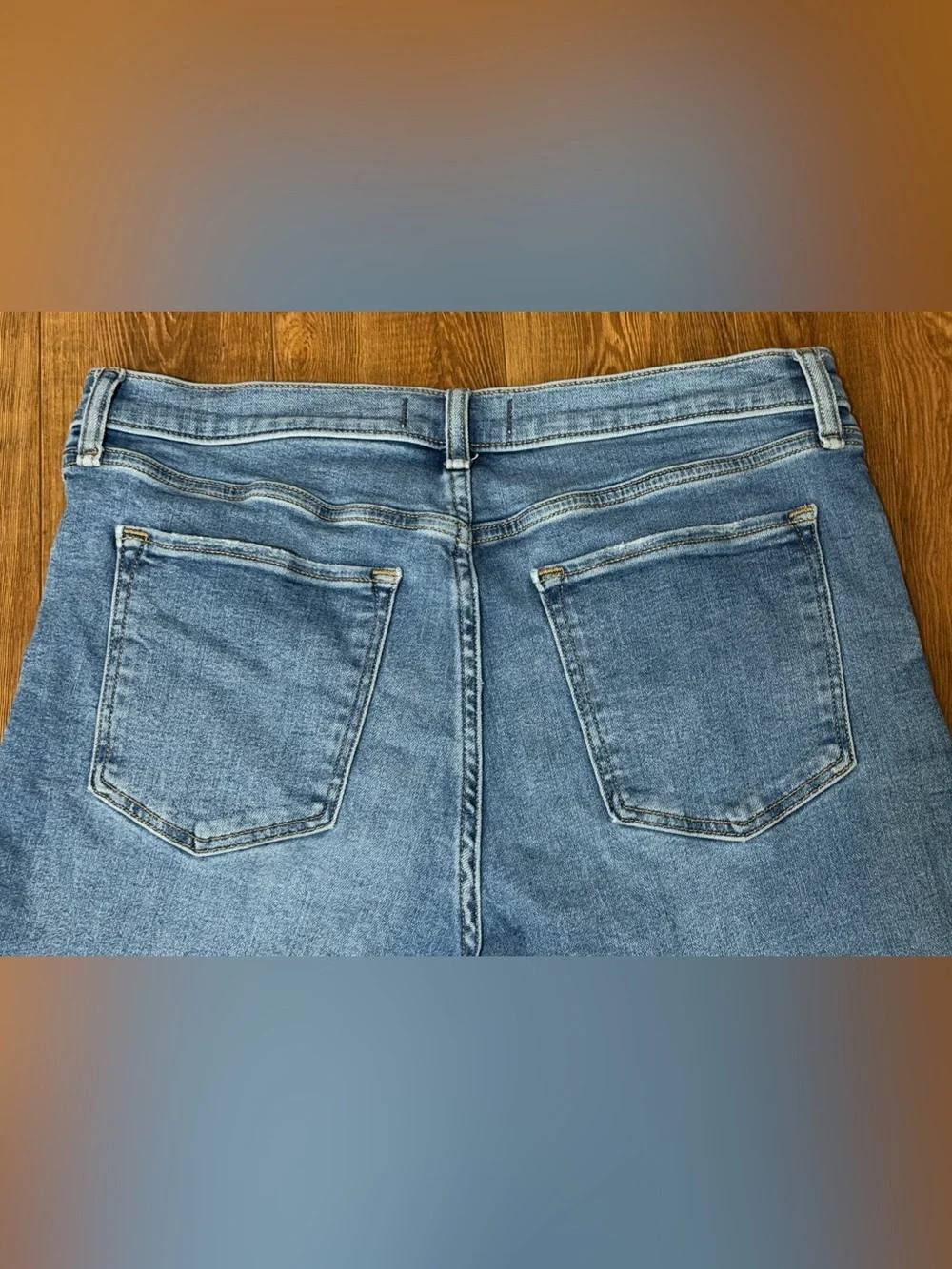 Women’s Abercrombie & Fitch Jeans - Size 14R - Distressed - Super Skinny Ankle